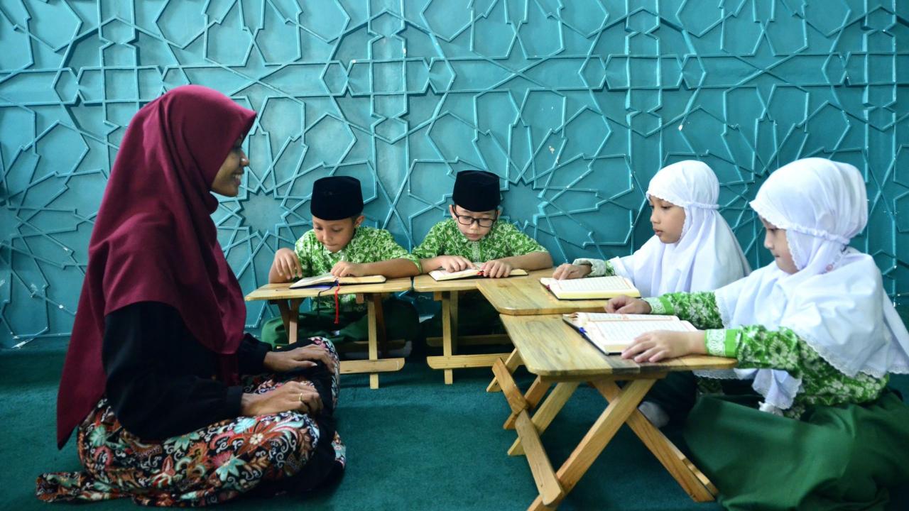 Pendidikan Moral Islami